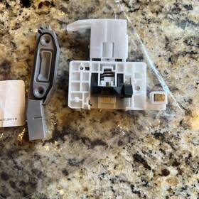 00630783 Bosch Dishwasher Door Latch New Oem