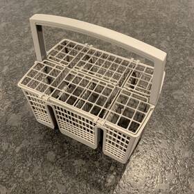 00701918 Bosch Thermador Dishwasher Silverware Utensil Cutlery Basket Part # New