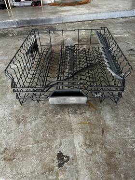 Dwhd650wfp Bosch 20000175 Used Thermador Upper Dishwasher Rack For Emerald Dwhd650wfp/13 Part Number 0640