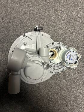 Shp65dm5n Bosch Oem Dishwasher Sump Assembly For Shp65dm5n/01