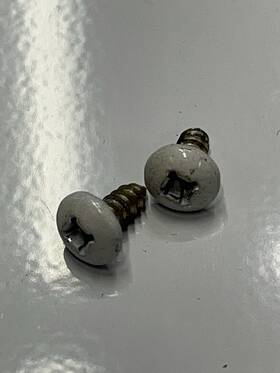 154371301 Electrolux Pair Of 2. Screw Oem