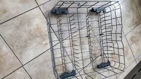 265d1768 Ge Dishwasher Lower Dish Rack # T116 Good Wheels