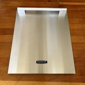 Agm75570312 Lg New Oem Front Cover
