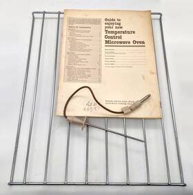 38146-p01 Litton Vintage 1982 Microwave Oven Rack Temperature Probe And Owners Manual Lot
