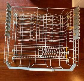 104400918 Miele Deluxe Dishwasher Lower Rack For G6785 No Rust