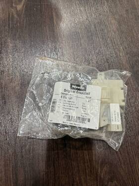 5712493 Miele Door Lock