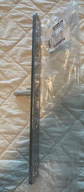9332410 Miele Dishwasher Lower Spray Arm Used