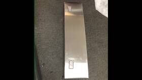Da82-02693a Samsung Oem Refrigerator Middle Drawer Door Assembly