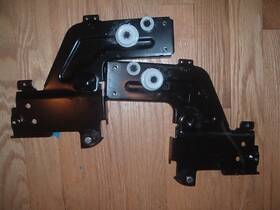 Dd82-01333a Samsung Dd82-01332a Dishwasher Door Hinge Support Bracket Left Right