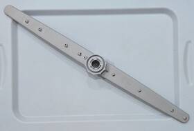 Dd82-01339a Samsung Middle Wash Arm Assembly Used