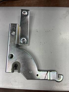 Dd82-01675a Samsung A/s Assy-hinge-right
