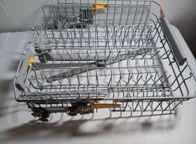 Dd97-00605c Samsung Iz05k Oem Dishwasher Upper Rack #