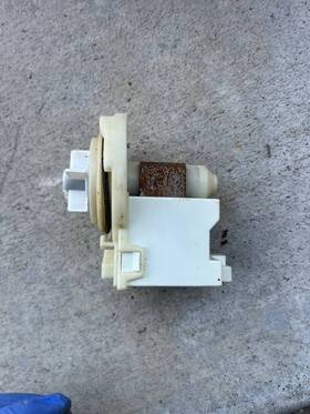 792970244 Smeg Genuine Dishwasher Drain Pump