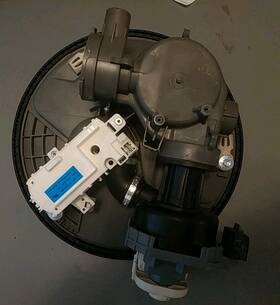 11665769 Whirlpool Sump And Motor Assembly For Parts Not Working Read