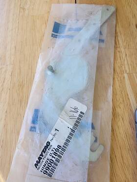 99001898 Whirlpool Hinge Lt