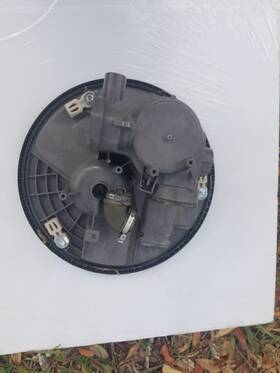 Wpw10482462 Whirlpool Dishwasher Sump And Seal Assembly