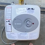 Bosch Es 2.5-1M Wir Compact Electric Storage Tank Water Heater 2.7 Gal 120V. Fixed Price $225.00.