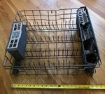 Ge Dishwasher GDF520P Lower Rack With Rollers And Silverware Tray Pre-owned. Fixed Price $19.00.