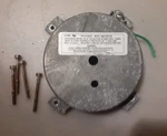 Maytag Dishwasher Motor 6 918243 Cover Plate Screw Only No 5KCP122E1AX. Fixed Price $9.99.