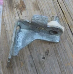 Frigidaire Kenmore Lower Hinge Left 240419104 5303918455. Fixed Price $13.95.